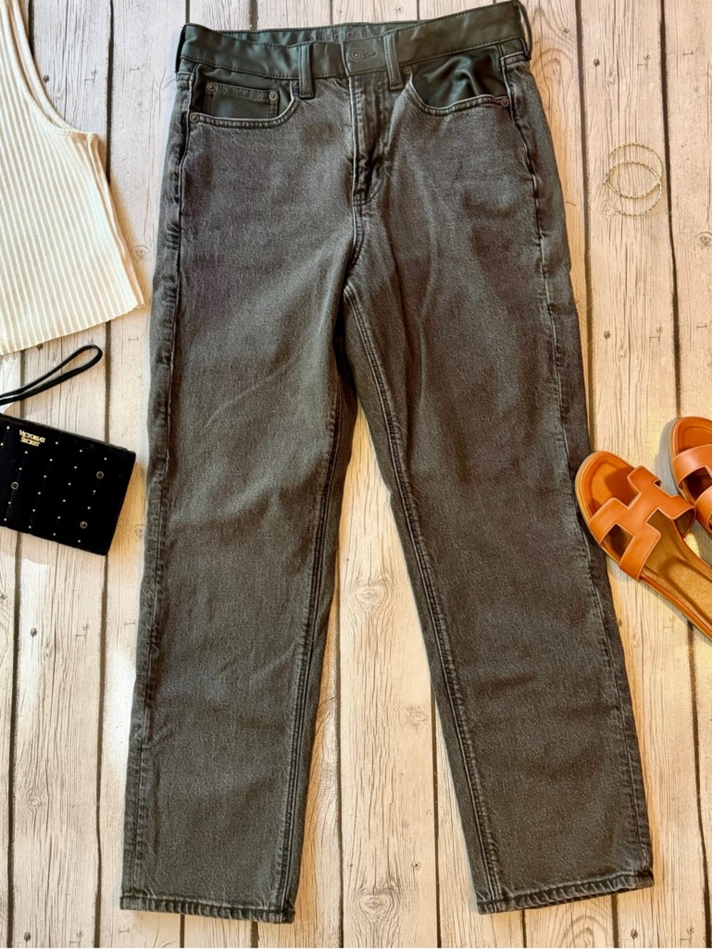 American Eagle Outfitters Women's Charcoal and vegan leather Straight-Leg Jeans